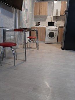 new luxury 2-room apartment, Krivoy Rog - apartment by the day