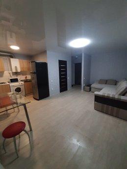 new luxury 2-room apartment, Krivoy Rog - apartment by the day