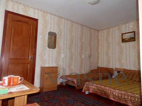 Nice rooms in a private home!, Feodosia - apartment by the day