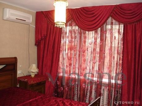 Clean, comfortable apartment, located near Astrakhan State. 