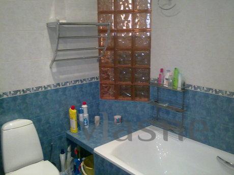 3 bedrooms on Sholokhov Str, Rostov-on-Don - apartment by the day