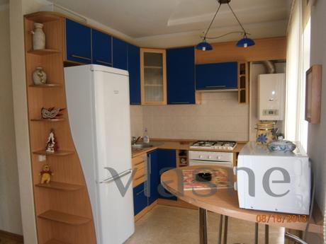 3 bedroom apartment in the Center, Rostov-on-Don - apartment by the day