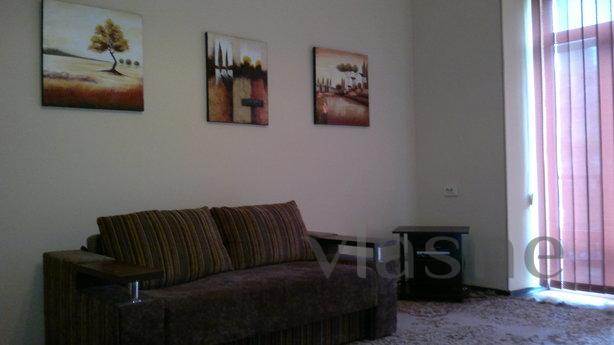 rent their apartment, center, st. Notch, 10, Metro: Khrescha