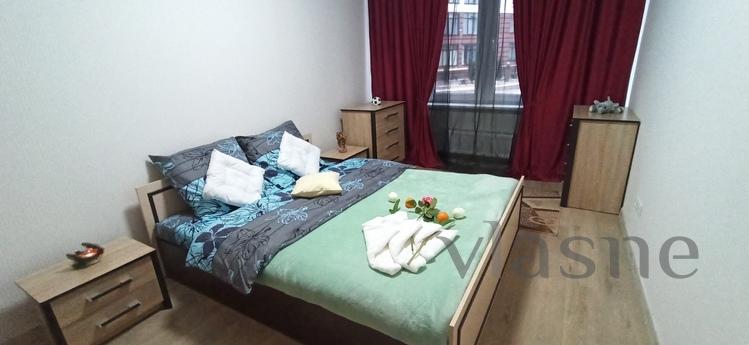 Nice warm apartment on the Prazhsky resi, Kyiv - apartment by the day