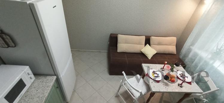 Nice warm apartment on the Prazhsky resi, Kyiv - apartment by the day