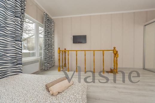 Luxurious 2-level apartment in the very, Odessa - apartment by the day