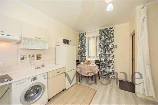 Luxurious 2-level apartment in the very, Odessa - apartment by the day