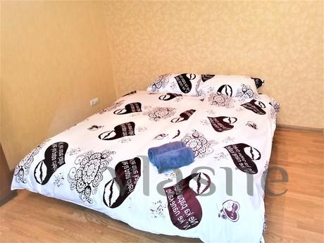For rent, 2-room apartment, on Ekaterininskaya street, house