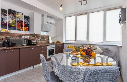 Zatishna2k apartment bilya lakes m Obolo, Kyiv - apartment by the day