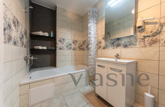 Zatishna2k apartment bilya lakes m Obolo, Kyiv - apartment by the day