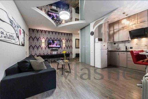 Beautiful apartment with Jacuzzi, center, Kyiv - apartment by the day
