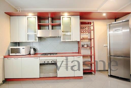 Daily rent 2-room apartment, Kyiv - apartment by the day