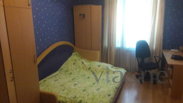 Velika 3 rooms BazarnaCenterLangeron, Odessa - apartment by the day