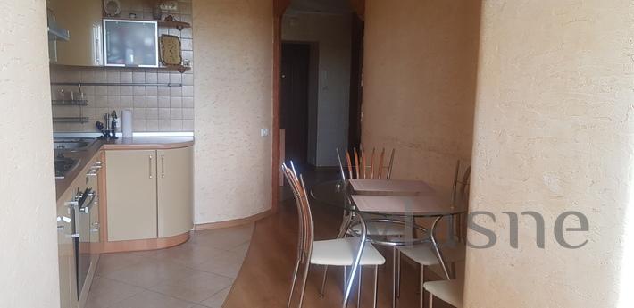 Rent 2-room apartment with sea view, Yuzhny - apartment by the day