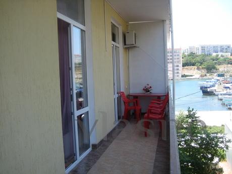 Rent a new 2 bedroom on the shore, Sevastopol - apartment by the day