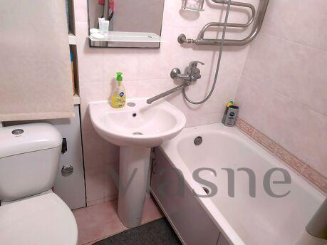 Podobovo.Odessa.Bezpechny district.in Tantsyuri, Odessa - apartment by the day