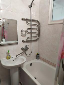 Podobovo.Odessa.Bezpechny district.in Tantsyuri, Odessa - apartment by the day