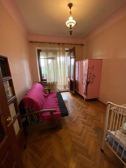 Rent a 3-room apartment in the center, Kharkiv - apartment by the day