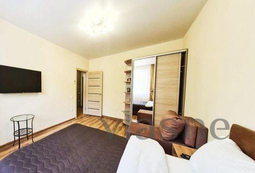 Igor, Kyiv - apartment by the day