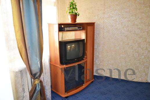 Two bedroom apartment in the city center, Yekaterinburg - apartment by the day