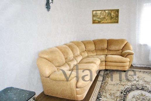 Luxury apartment in the center of busine, Yekaterinburg - apartment by the day