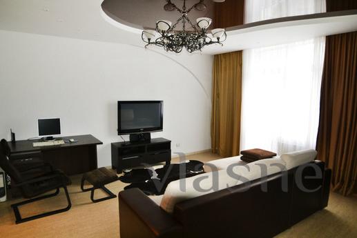 VIP apartment in a luxury home., Yekaterinburg - apartment by the day