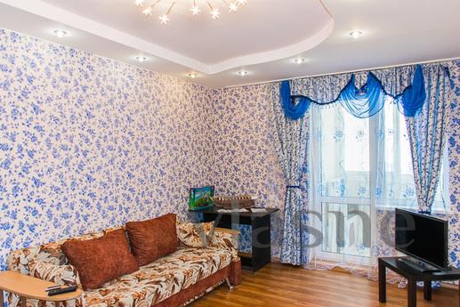 Большая, светлая, двухкомнатная квартира, Екатеринбург - квартира посуточно