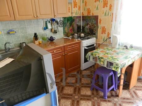 Sudak! 1 bedroom apartment!, Sudak - apartment by the day