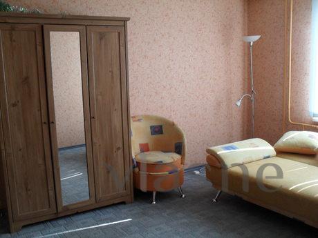 Udmurtia 202, Izhevsk - apartment by the day