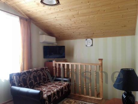 Cozy apartment in two levels on the grou, Yevpatoriya - apartment by the day