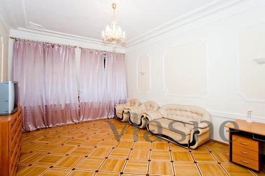 APARTMENT IN THE HEART discount factor, Saint Petersburg - apartment by the day
