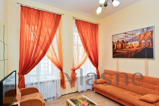 Cozy 1 bedroom apartment in the center, Saint Petersburg - apartment by the day