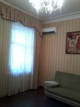 2-bedroom apartment in the center, Sochi - apartment by the day