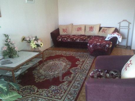 Comfortable apartment, in the city center, near a beautiful 