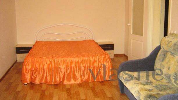 FROM THE OWNER CLEAN AND COMFORTABLE, Krasnodar - apartment by the day