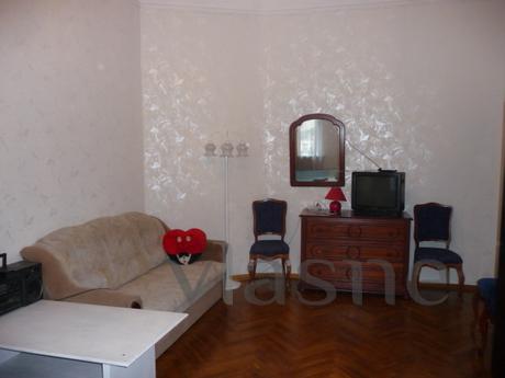 Rent apartment in the center, Saint Petersburg - apartment by the day