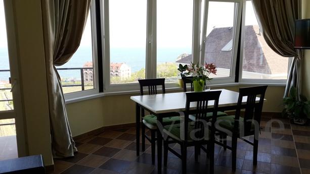 1 com. Apartment, sea view, WI-FI., Yalta - apartment by the day