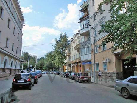 1-bedroom in the very center of Voronezh, Voronezh - apartment by the day