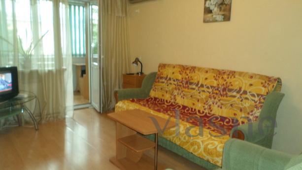 2 bedroom apartment from owner, Odessa - apartment by the day