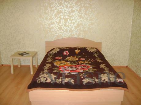 1 BR. NEAR METRO, CLOSE AKVOPARK, Yekaterinburg - apartment by the day
