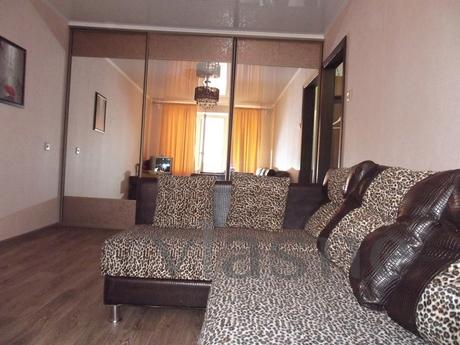 Beautiful apartment in the city center., Magnitogorsk - apartment by the day