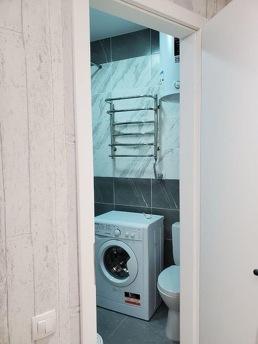 On the seashore (5 minutes walk to the beach), Odessa - apartment by the day