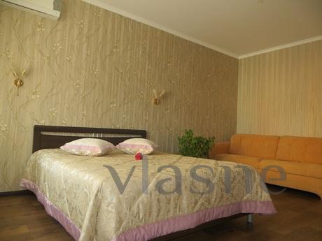 Cozy apartment, located near the main street of Novo-Sadovay