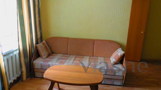 2 rooms in the center on the Volga emban, Tver - apartment by the day