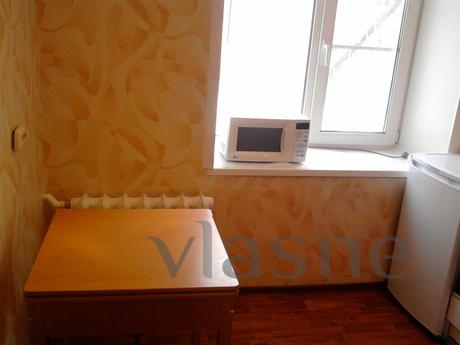2 rooms in the center on the Volga emban, Tver - apartment by the day
