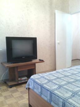 Cozy, clean ona., Veliky Novgorod - apartment by the day