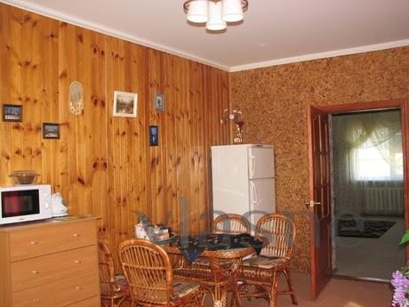 Apartment in a private house, Vyshhorod - apartment by the day