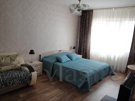 Stylish apartment with king bed, Krasnodar - apartment by the day