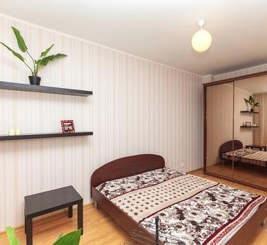 Cozy apartment in the South West, Yekaterinburg - apartment by the day