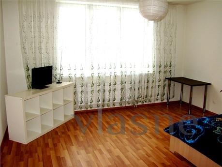 New home. Yekaterinburg Centre, Yekaterinburg - apartment by the day